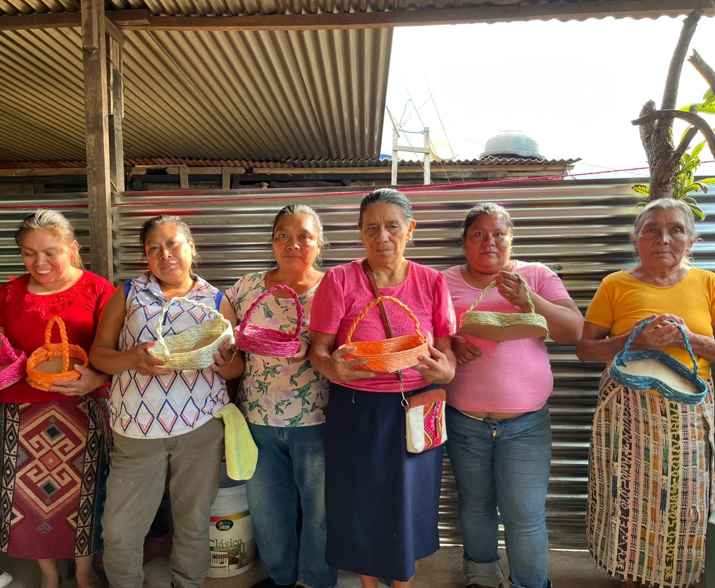 Taller de canastas con Lazo.