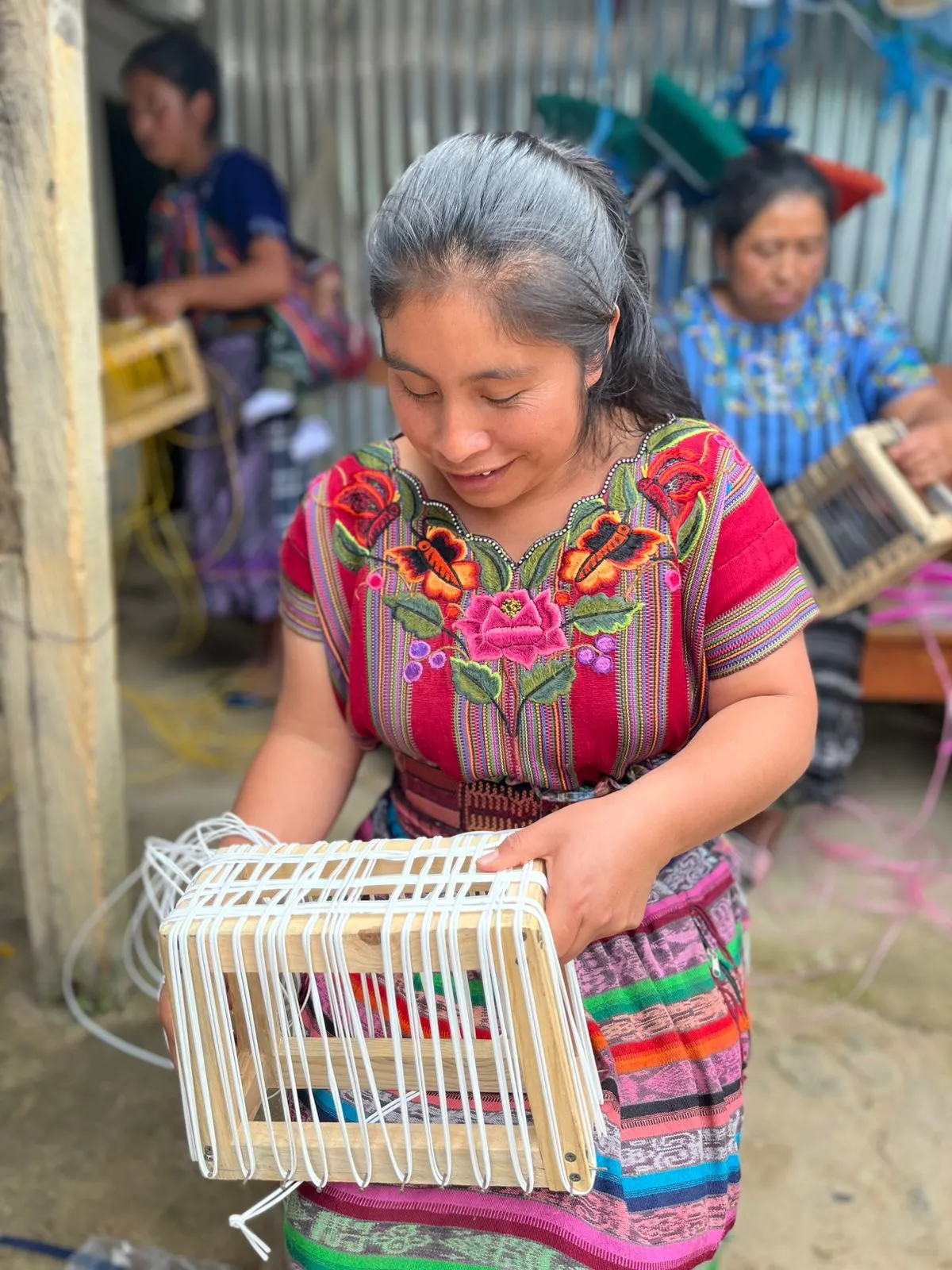 Taller de canastas plásticas. 