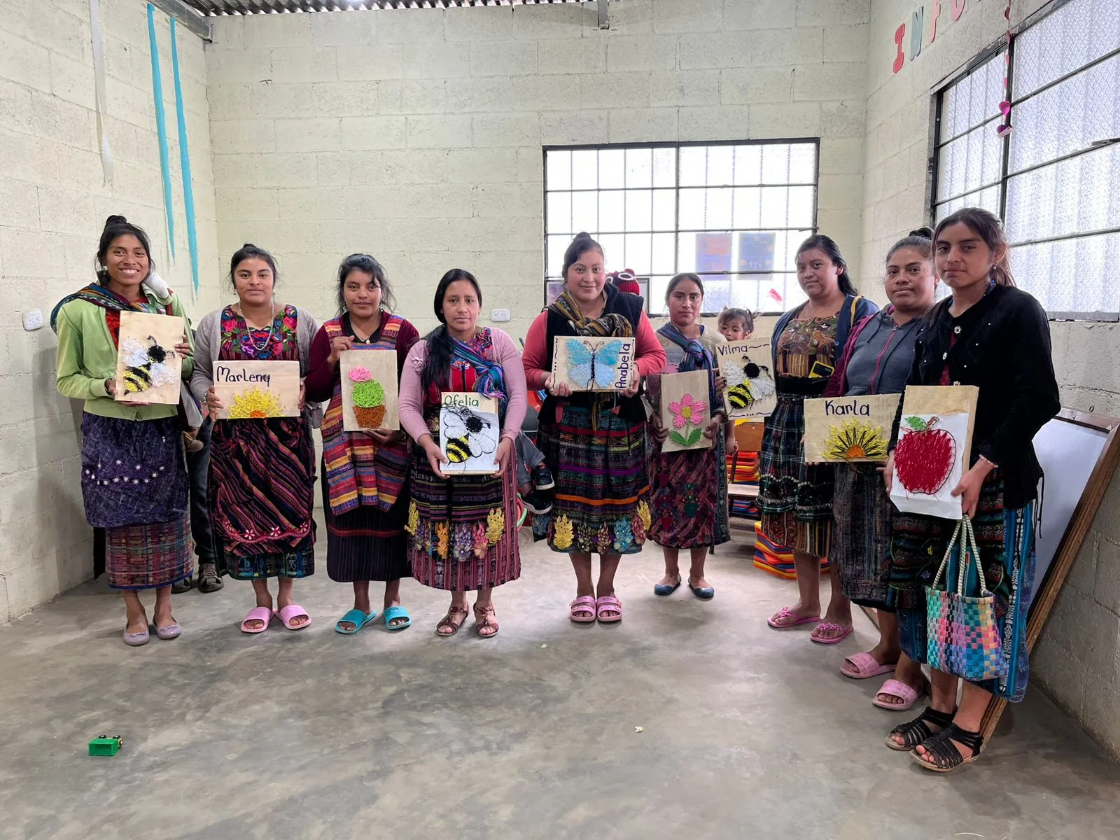 Taller de arte hilos y tablas. 