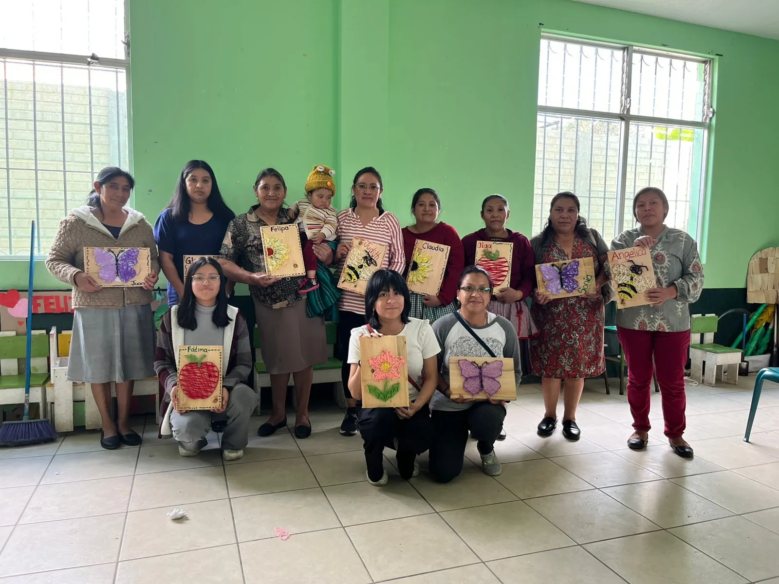 Taller de arte hilos y tablas. 