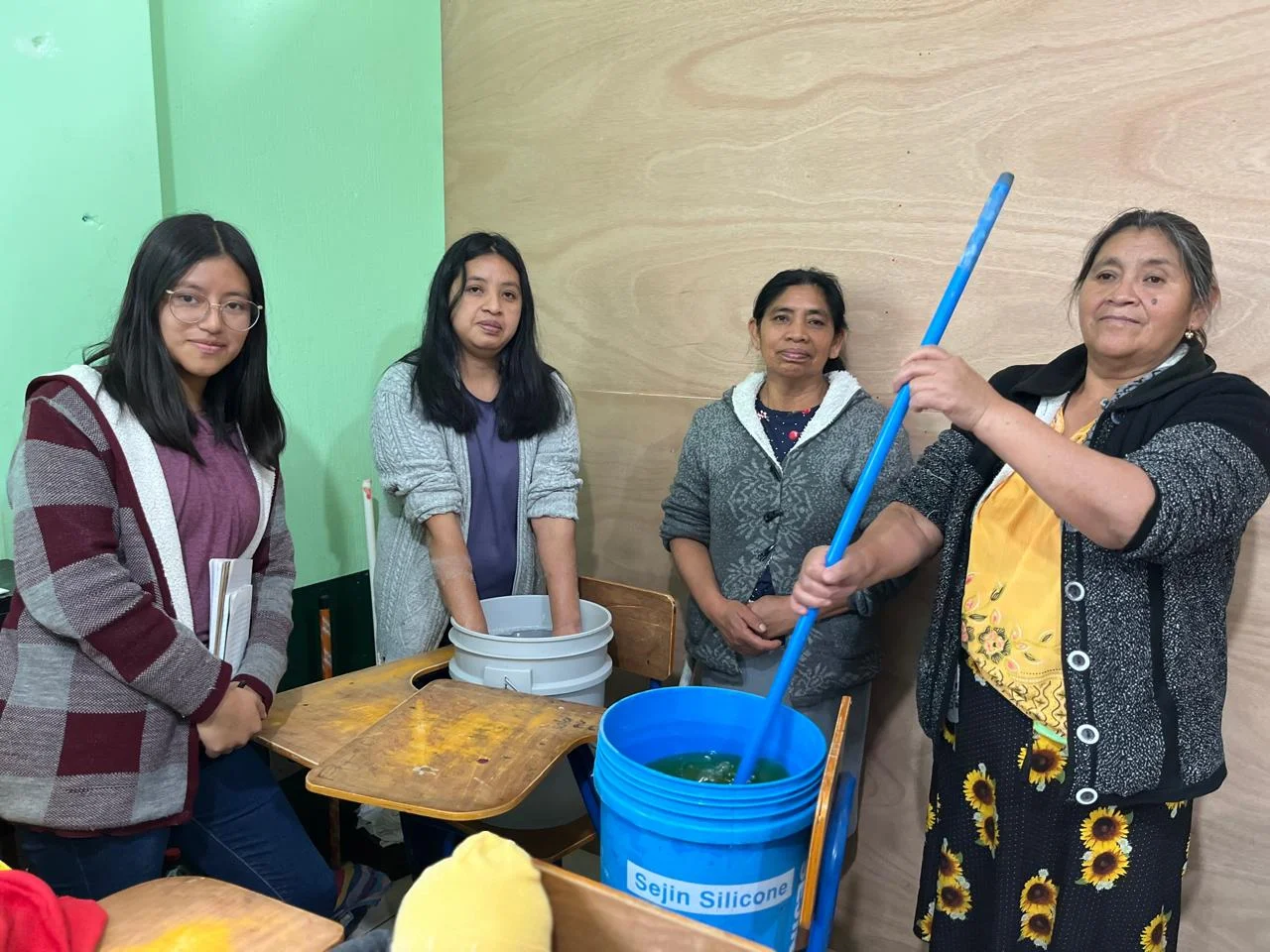 Taller de desinfectante. 