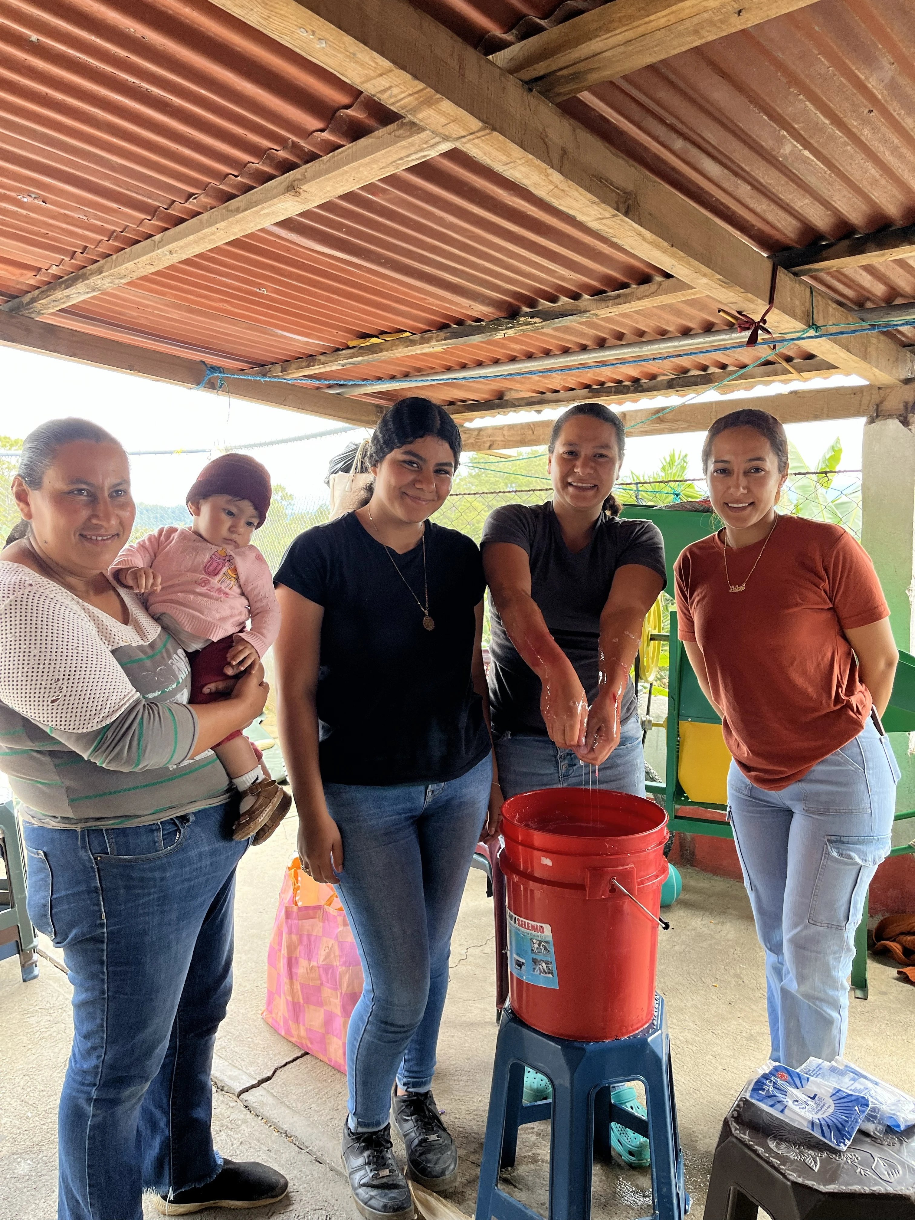 Taller de jabón líquido para manos. 