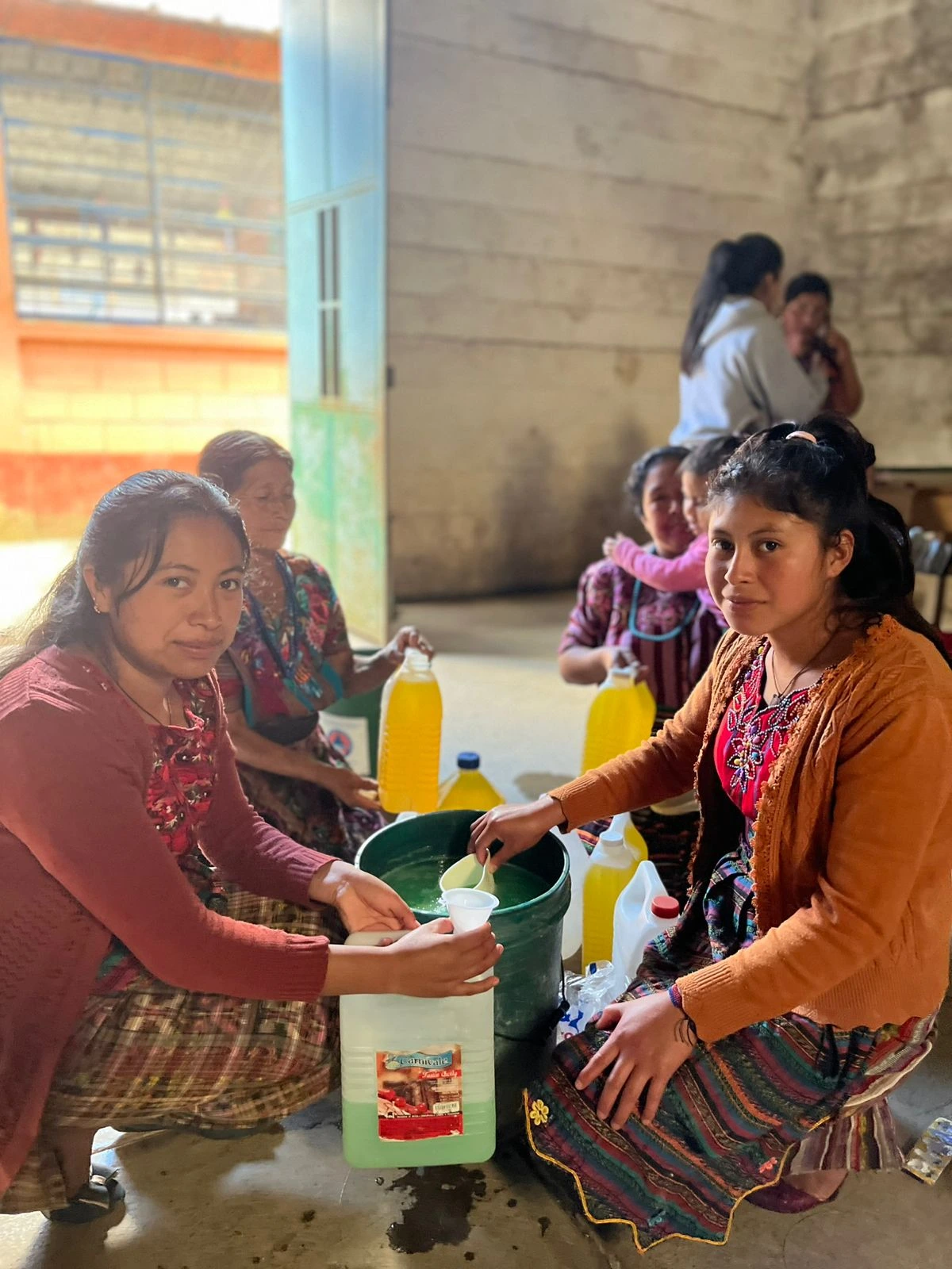 Taller de jabón líquido para manos. 