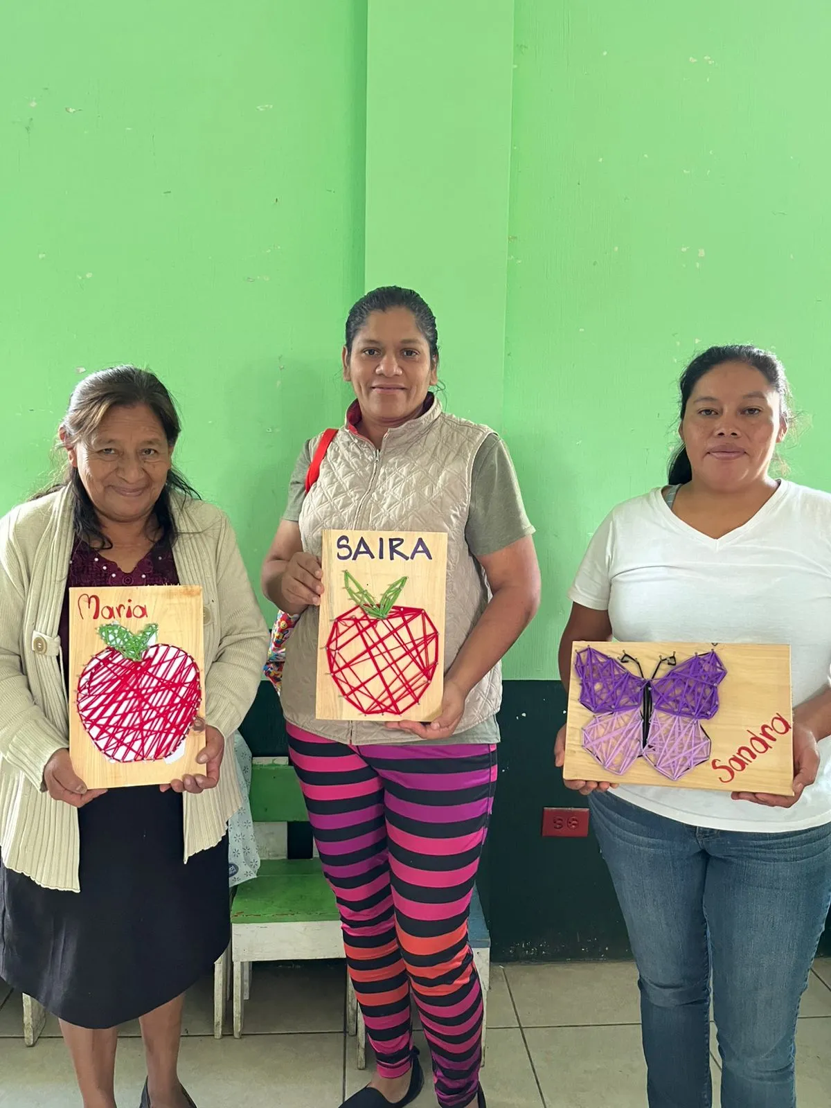 Taller de arte hilos y tablas. 