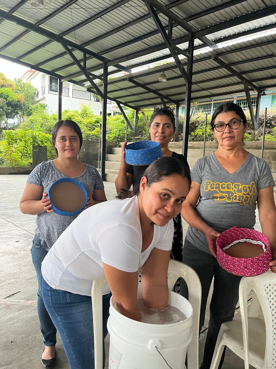 Taller de jabón líquido para manos. 